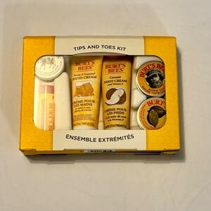 NWT Burt's Bees Tips and Toes Kit Hand cream lip balm